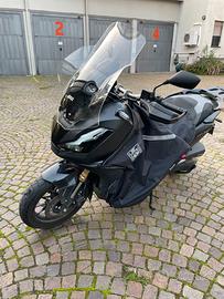 Honda adv 350 nero