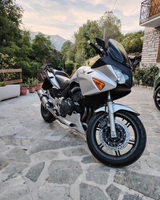 Moto Honda CBF 600S