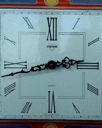 Orologio da parete in vetro di murano perfetto.