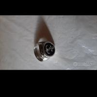 anello uomo elegante 