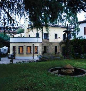 Immobile in asta di 490 m² con 5 locali a Padova