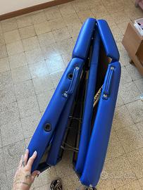 Tatuaggi e massaggi lettino professionele