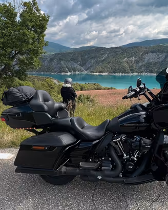 HARLEY DAVIDSON ROAD GLIDE LIMITED