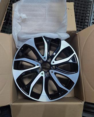 N..4 CERCHI DA 18" PER Mercedes GLA x156