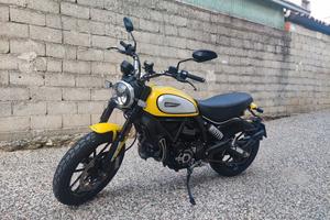 Ducati Scrambler Icon 800