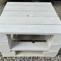 Tavolino artigianale in legno da giardino