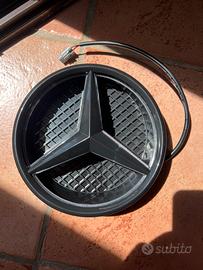 Emblema a led per griglia anteriore mercedes nero