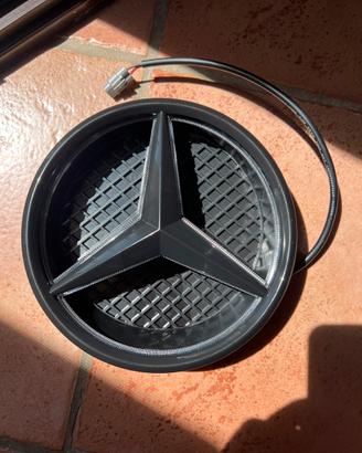 Emblema a led per griglia anteriore mercedes nero