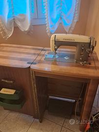 macchina da cucire vintage