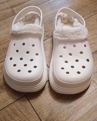 Ciabatte in plastica bianche foderate