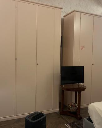Armadi e  Comodini artigianali Mazzali & Morini