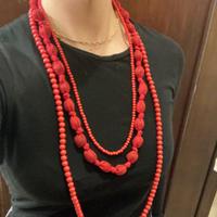 Collana rossa tre fili