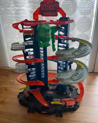Hot Wheels Ultimate Garage con T-Rex