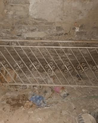 2 RINGHIERE IN FERRO BATTUTO A SOLI 100 EURO 