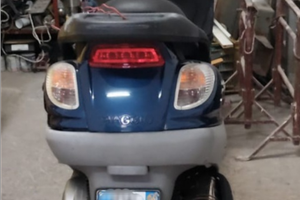 Scooter piaggio X9