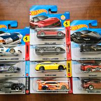 Super lotto di 10 Hot Wheels nuove