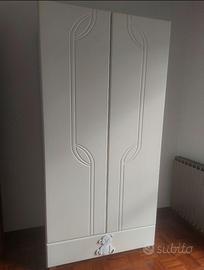 Armadio e cassettiera per cameretta