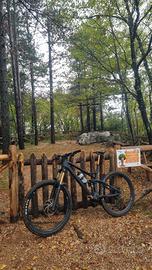 Bici enduro Cube Stereo 150 top di gamma