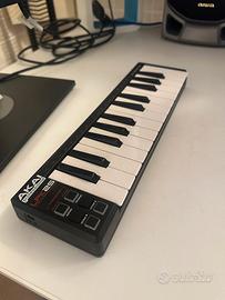 Tastiera midi AKAI LPK-25