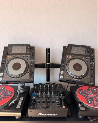 x2 Pioneer CDJ-2000 NEXUS + DJM-850 DJ set