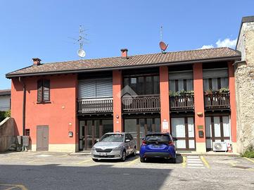 PALAZZINA A UGGIATE-TREVANO