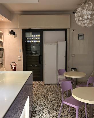 Arredo completo per tabaccheria