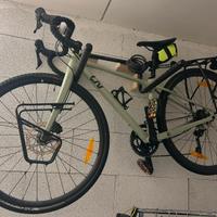 Gravel-Travel Giant Liv Devote