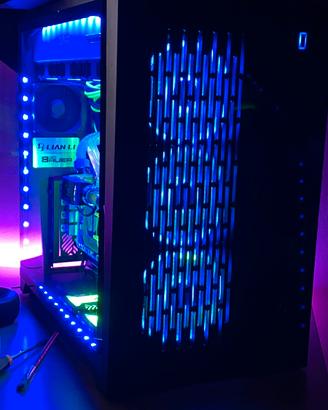 Pc con impianto a liquido.