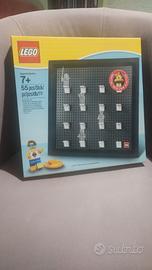 Lego 5005359 - Espositore per minifigures MISB