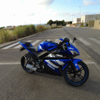 Yamaha YZF - R125