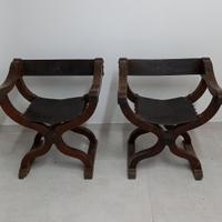 Coppia di sedie dantesche