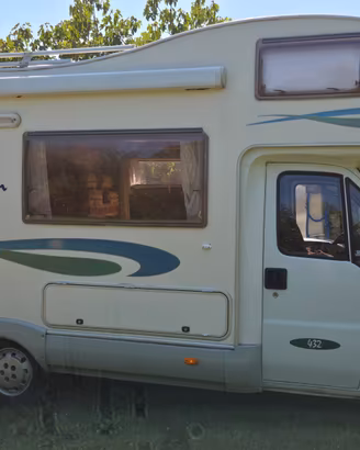 camper mansardato mc Louis glen 432 5 posti letto 