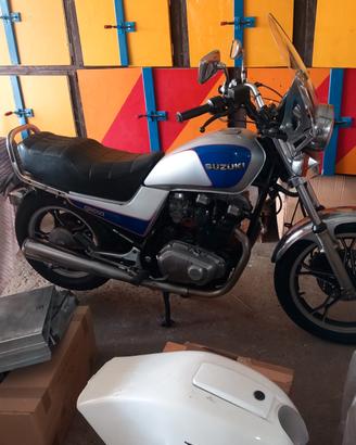 Suzuki gr 650