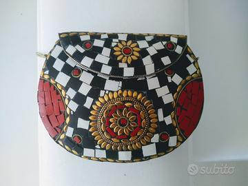 Borsa fatta a mano nuova e perfetta