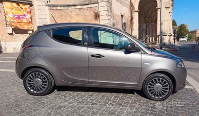 Lancia y ecochic