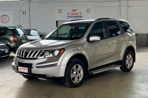 Mahindra XUV500 2.2 16V AWD W8