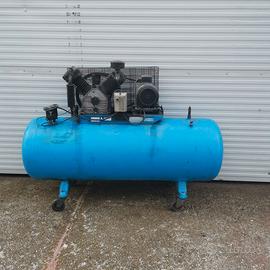 COMPRESSORE D’ARIA PER  SERBATOIO LT.500