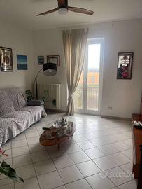 Appartamento di 93 m² con 3 locali e box auto a Co