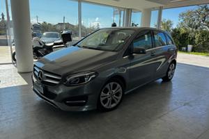 MERCEDES-BENZ B 180 d Sport