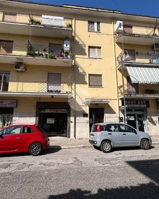 NEGOZIO A CASSINO