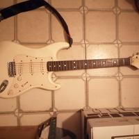CHITARRA ELETTRICA SAMICK 