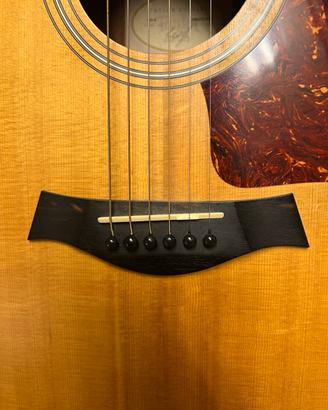 Chitarra TAYLOR 110E