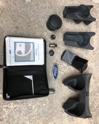 Libretto e ricambi interni ford focus prima serie