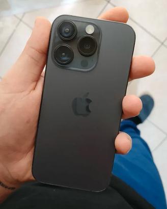 iPhone 15 pro 512gb