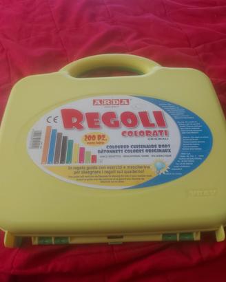 Regoli colorati