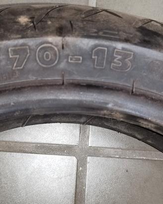 Gomma 120/70 13 