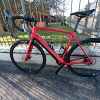 Bici da corsa elettrica