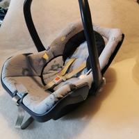 Seggiolino auto baby