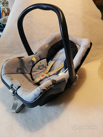 Seggiolino auto baby