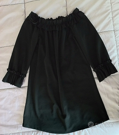 Vestito corto con collo a barca